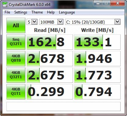 使用 CrystaLDiskMark 测试机械硬盘的读写速度。 使用 CrystaLDiskMark 测试机械硬盘的读写速度。