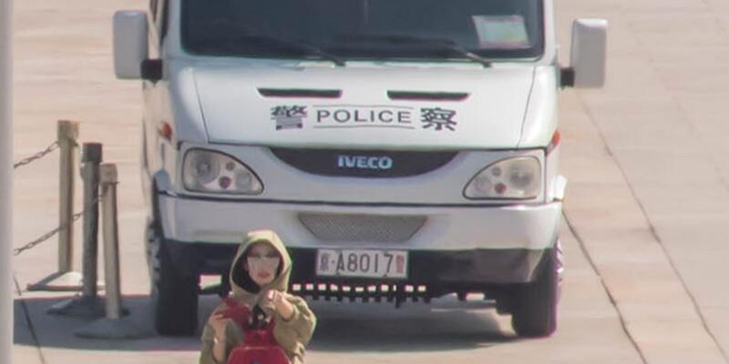 从天安门拍照,居然能看清这辆车的车牌号!!! 从天安门拍照,居然能看清这辆车的车牌号!!!